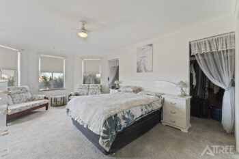 Listing image for 3 Poinsettia Grove, South Lake  WA  6164