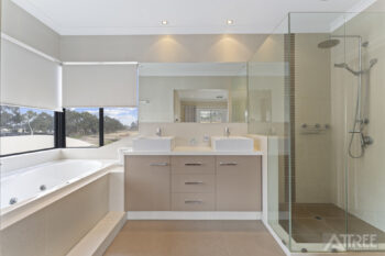 Listing image for 12 Glen Iris Drive, Jandakot  WA  6164