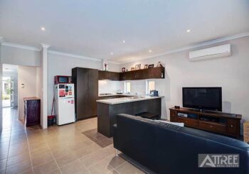 Listing image for 6/11 Carnation Street, Canning Vale  WA  6155