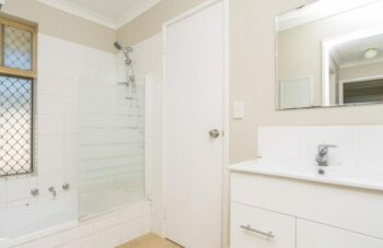 Listing image for 1 Kangaroo Close, Brookdale  WA  6112