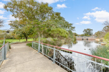 Listing image for 276 Wright Road, Harrisdale  WA  6112