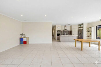 Listing image for 15 Verdant Crescent, Seville Grove  WA  6112