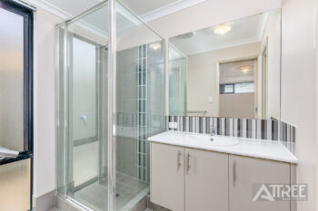 Listing image for 4 Tompkins Way, Harrisdale  WA  6112