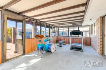 Listing image for 10 Chifley Place, Huntingdale  WA  6110