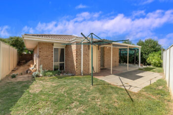 Listing image for 15/208 Burslem Drive, Maddington  WA  6109