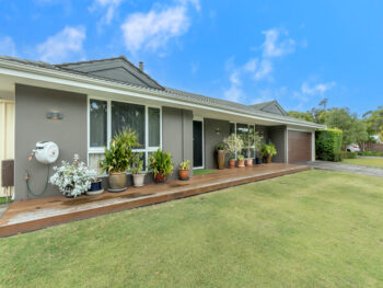 Listing image for 15 Empire Way, Thornlie  WA  6108