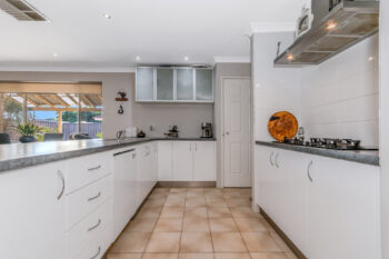 Listing image for 2/35 Grundy Way, Thornlie  WA  6108