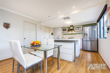 Listing image for 4/194 Boardman Road, Canning Vale  WA  6155