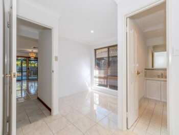 Listing image for 322 Knutsford Avenue, Kewdale  WA  6105