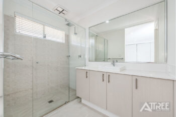 Listing image for 17 Liscombe Crescent, Harrisdale  WA  6112