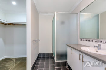 Listing image for 4 Magdalen Loop, Piara Waters  WA  6112