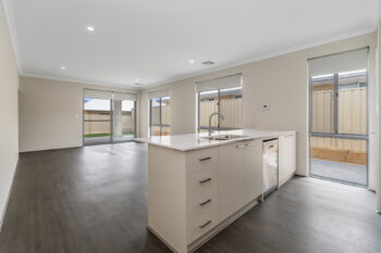 Listing image for 5 Somerset Way, Lakelands  WA  6180