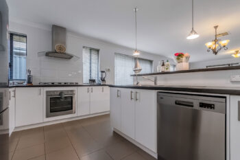 Listing image for 28 Archdale Loop, Piara Waters  WA  6112