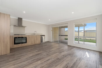 Listing image for 4A Gnowangerup Bend, Dawesville  WA  6211