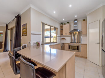 Listing image for 3 Diamond Way, Harrisdale  WA  6112