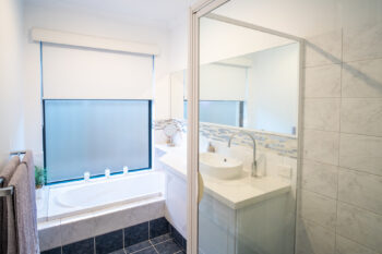 Listing image for 4 Kiah Mews, Canning Vale  WA  6155