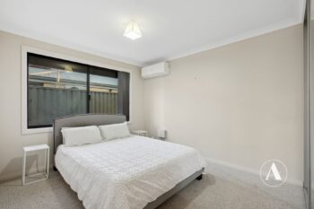 Listing image for 118 Columbia Parkway, Piara Waters  WA  6112