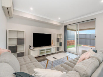 Listing image for 8 Boranup Rise, Piara Waters  WA  6112