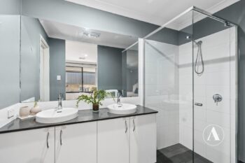 Listing image for 8 Swindale Avenue, Hilbert  WA  6112