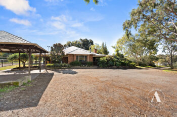 Listing image for 207 De Haer Road, Wandi  WA  6167
