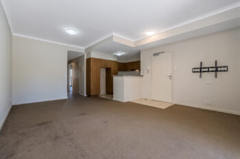 Listing image for 7/105 Wentworth Parade, Success  WA  6164