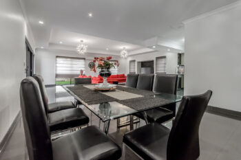 Listing image for 10 Hillview Place, Thornlie  WA  6108