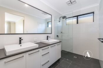 Listing image for 8 Mandalup Road, Haynes  WA  6112