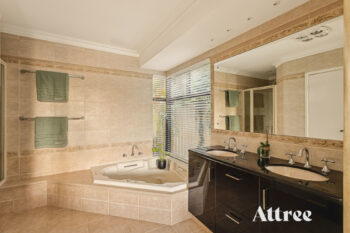 Listing image for 4 Illawarra Crescent, Canning Vale  WA  6155