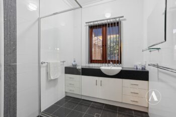 Listing image for 1 Godecke Rise, Carine  WA  6020