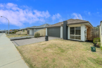 Listing image for 32 Kyogle Place, Armadale  WA  6112