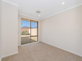 Listing image for 44 Middle Parkway, Canning Vale  WA  6155
