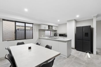 Listing image for 5 Addington Loop, Piara Waters  WA  6112