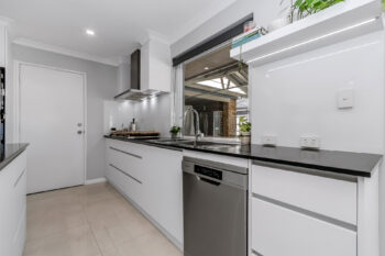 Listing image for 16 Mettler Court, Canning Vale  WA  6155