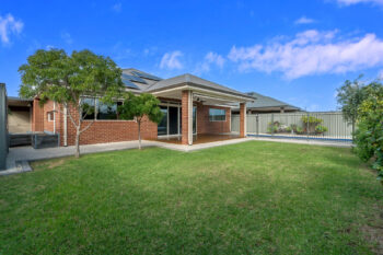Listing image for 10 Shackleton Terrace, Byford  WA  6122