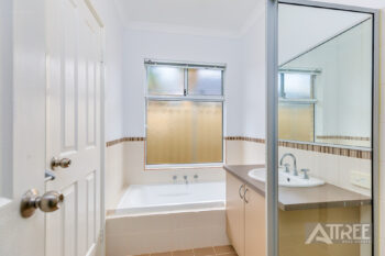 Listing image for 10 Peaceful Vista, Harrisdale  WA  6112