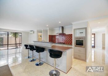 Listing image for 10 Oakleigh Pass, Harrisdale  WA  6112