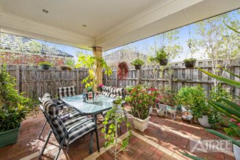 Listing image for 11 Churchill Green, Canning Vale  WA  6155