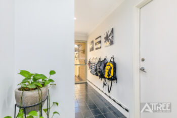 Listing image for 4 Crimson Way, Harrisdale  WA  6112