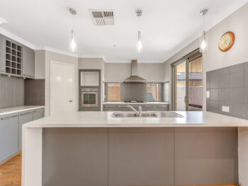 Listing image for 20 Kersley Loop, Harrisdale  WA  6112