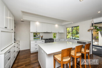 Listing image for 25 Ashmore Avenue, Canning Vale  WA  6155