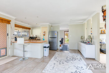 Listing image for 13 Jacana Place, Gosnells  WA  6110