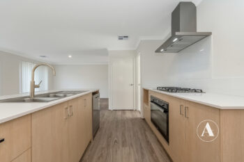 Listing image for 17 Dudbrook Way, Dudley Park  WA  6210