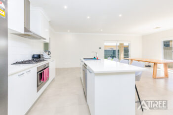 Listing image for 39 Clementine Boulevard, Treeby  WA  6164