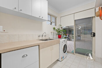 Listing image for 38 Stockmans Close, Oakford  WA  6121