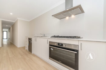 Listing image for 7A Kembla Way, Lakelands  WA  6180
