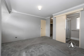 Listing image for 9 Barton Loop, Piara Waters  WA  6112