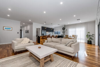 Listing image for 3 Ilford Place, Thornlie  WA  6108