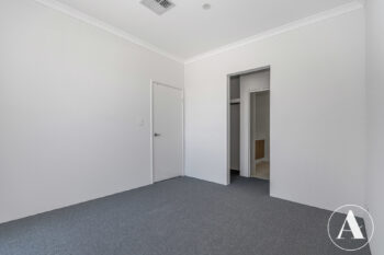 Listing image for 56 Lighthouse Grove, Madora Bay  WA  6210