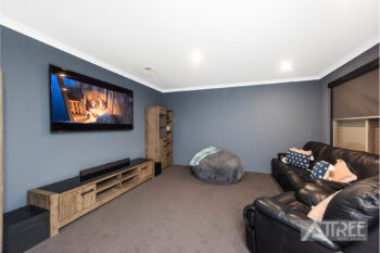 Listing image for 18 Gundaring Turn, Canning Vale  WA  6155