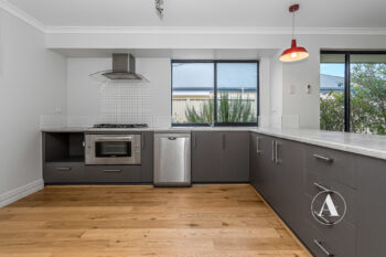 Listing image for 25 Woorabinda Rise, Lakelands  WA  6180